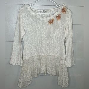 Z BA WHITE LACE SWEATER SZ M